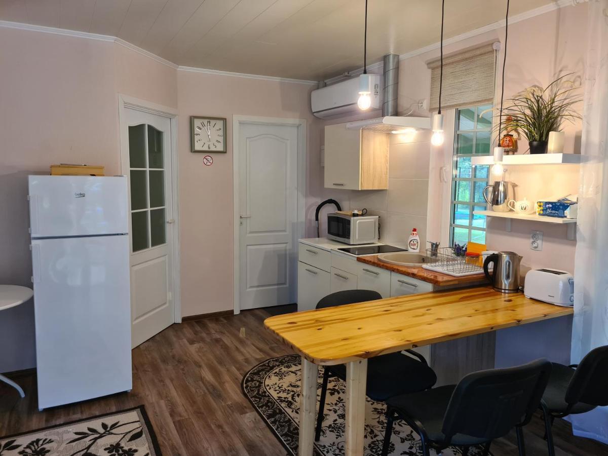 Mustvee Creek Cottage エクステリア 写真